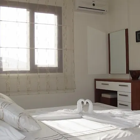 וילה La Maison 2 אולודניץ